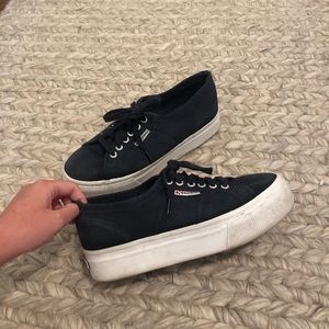 Navy platform Superga’s. Size 8 1/2